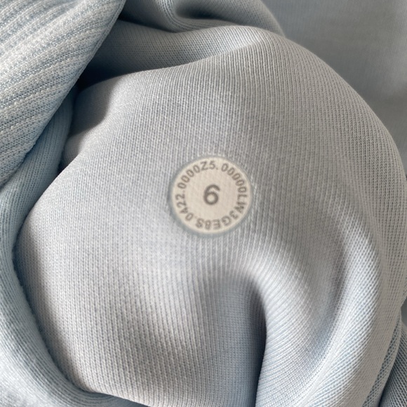 ❤️ Lululemon Brushed Softstreme Ribbed Half Zip Size 6 Light Blue NWT - Picture 5 of 10